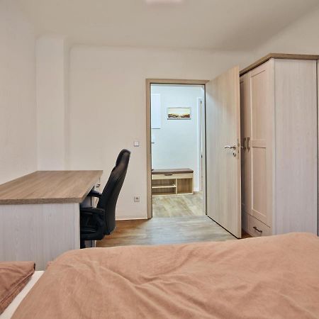 Gaeste- Und Ferienwohnung In Der Sportstadt Riesa Extérieur photo