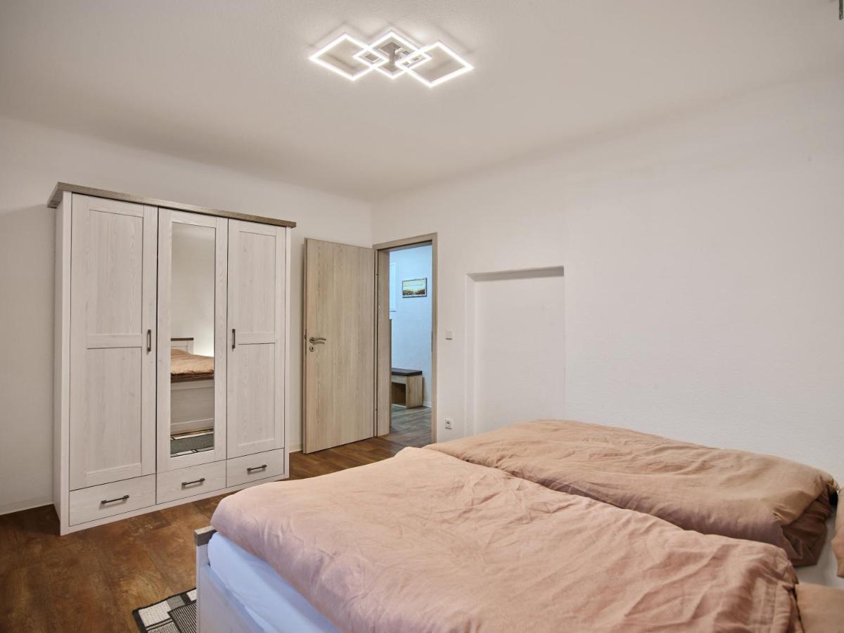 Gaeste- Und Ferienwohnung In Der Sportstadt Riesa Extérieur photo