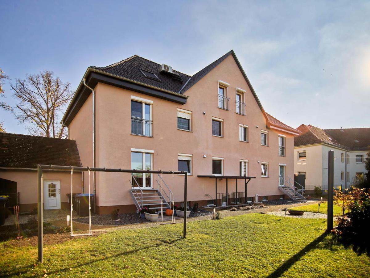 Gaeste- Und Ferienwohnung In Der Sportstadt Riesa Extérieur photo